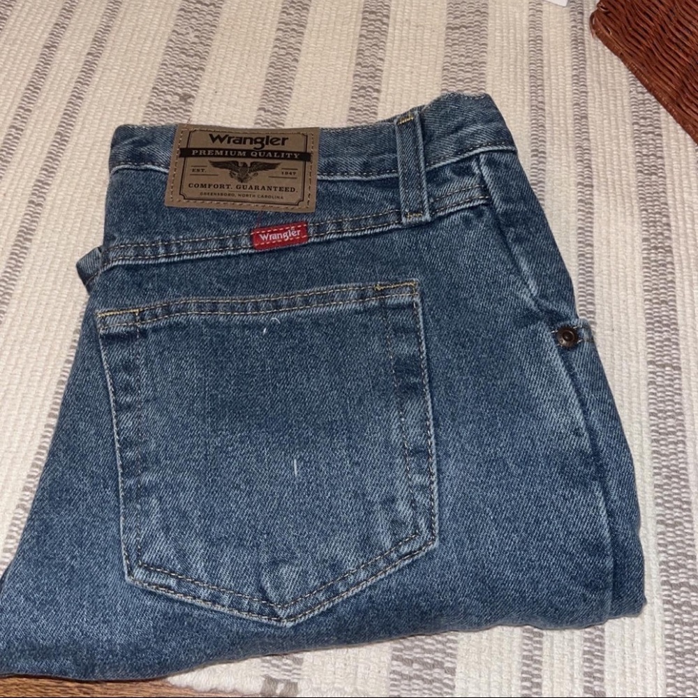 Wrangler vintage jeans, NWOT - Picture 2 of 4